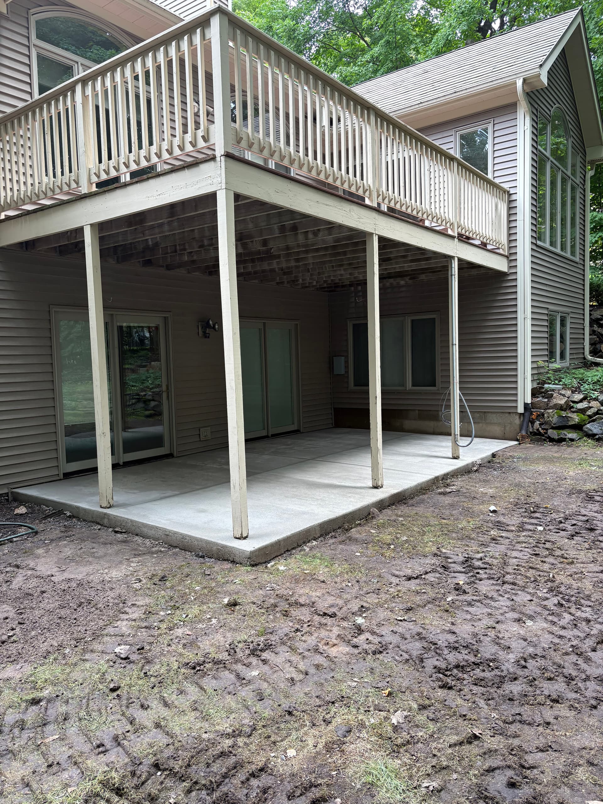 5-Inch Concrete Patio Poured to Handle a Hot Tub Setup image
