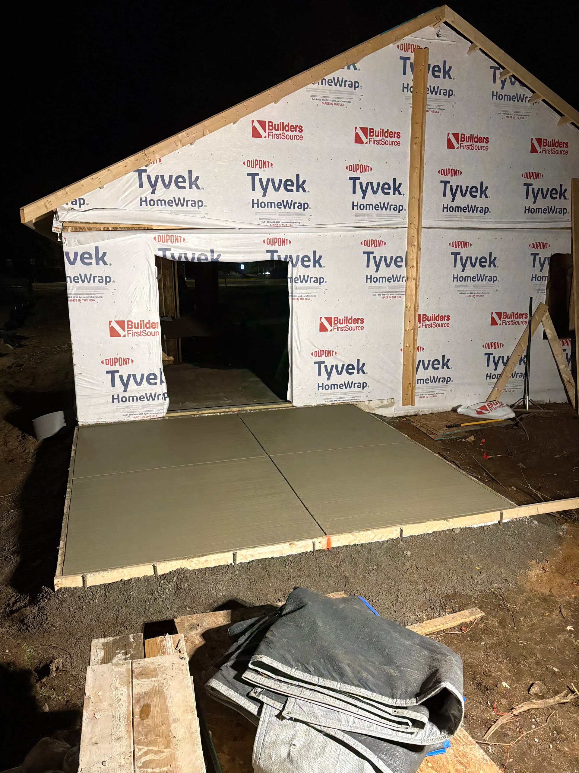 Gallery photos for New Build Patio and Garage Approach Concrete Flatwork Done Right: Image #2