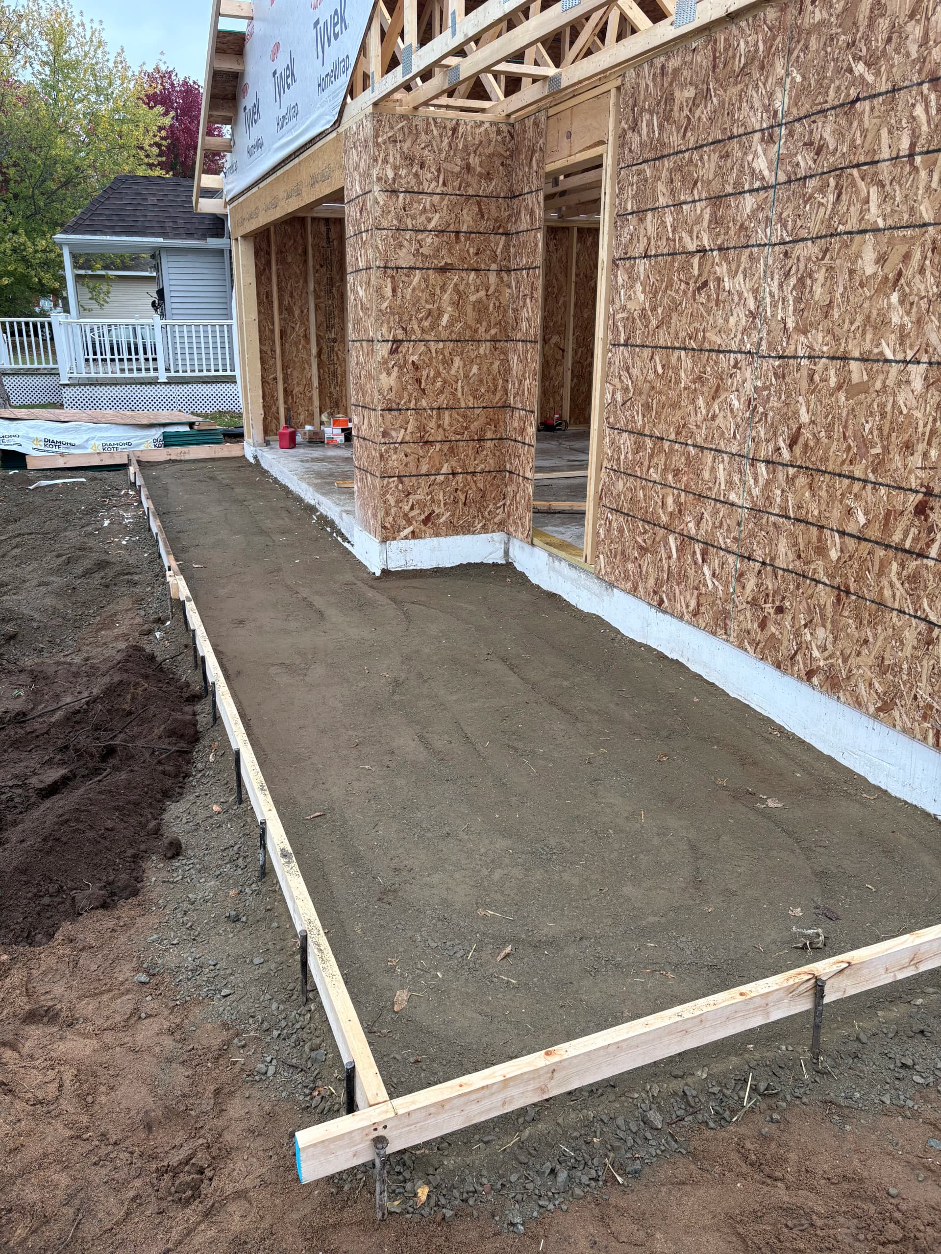 Gallery photos for New Build Patio and Garage Approach Concrete Flatwork Done Right: Image #5