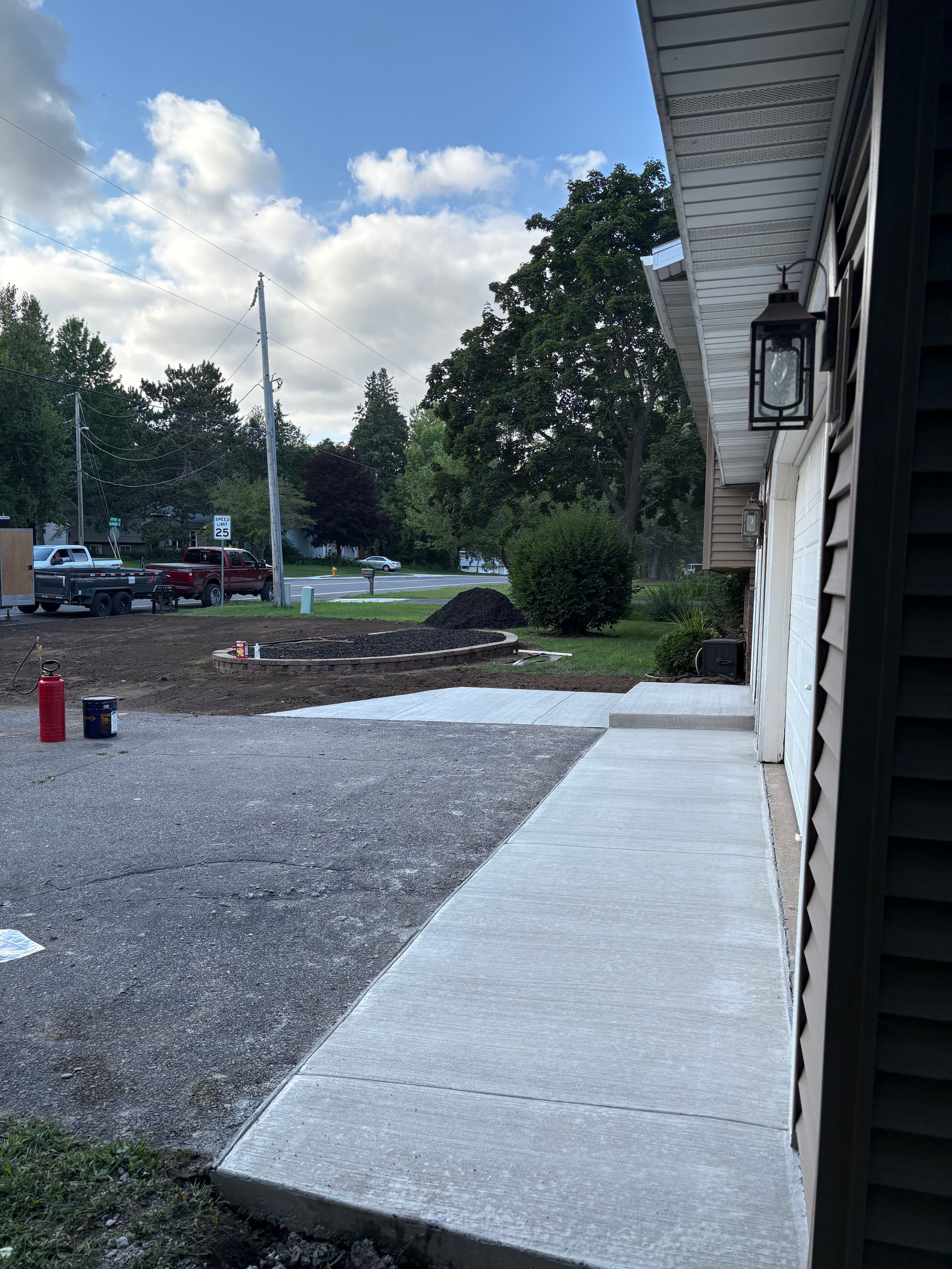 Gallery photos for Front Yard Overhaul with New Concrete and Block Flower Bed: Image #3