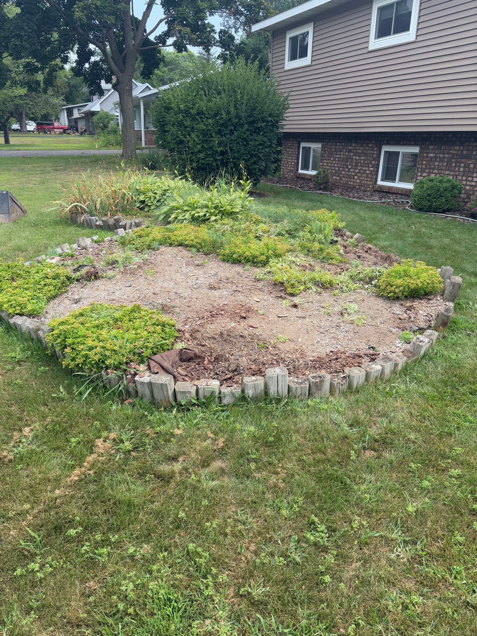 Gallery photos for Front Yard Overhaul with New Concrete and Block Flower Bed: Image #8