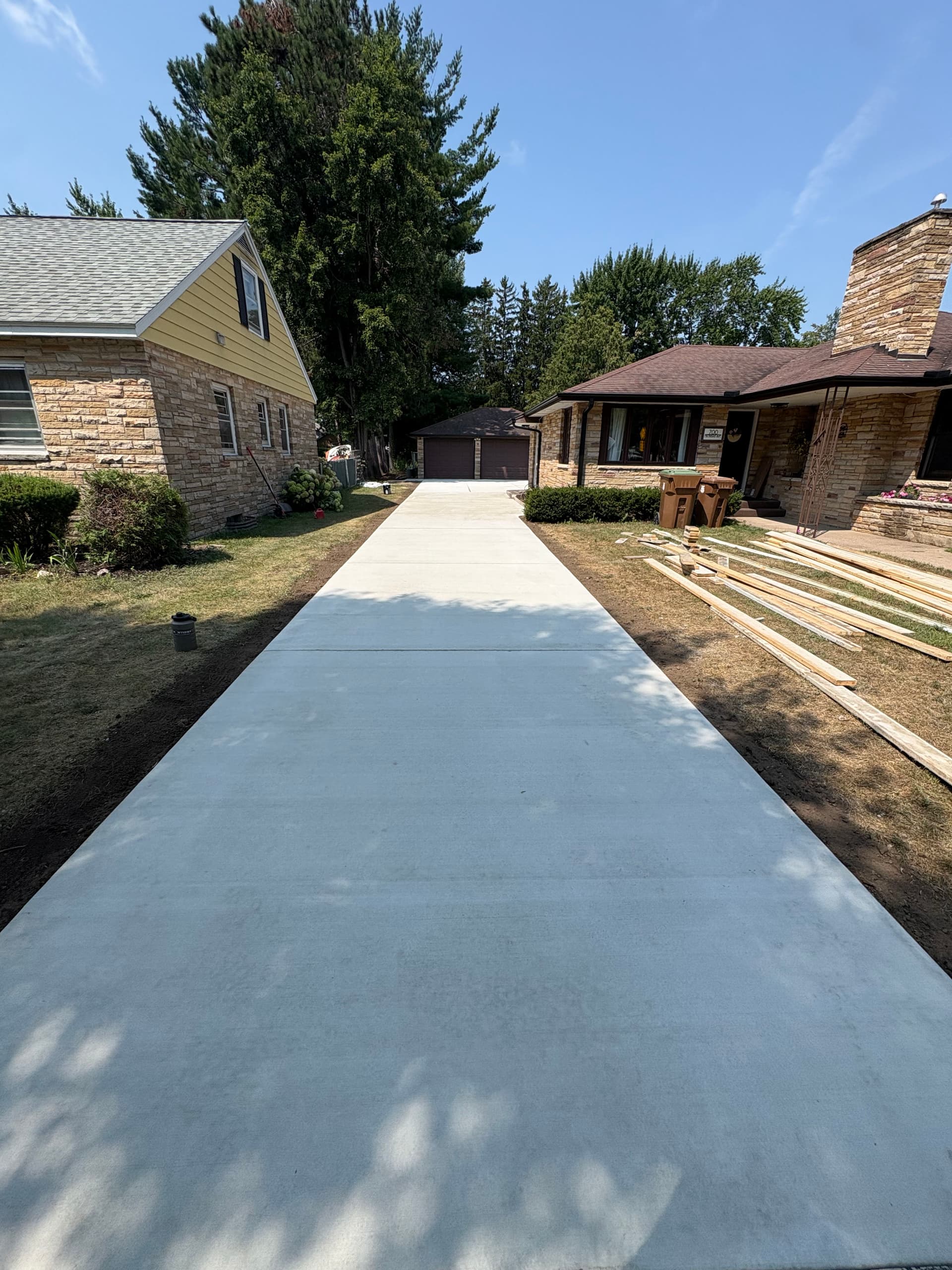 Gallery photos for Full Concrete Driveway Tear-Out and Replacement Done Right: Image #3