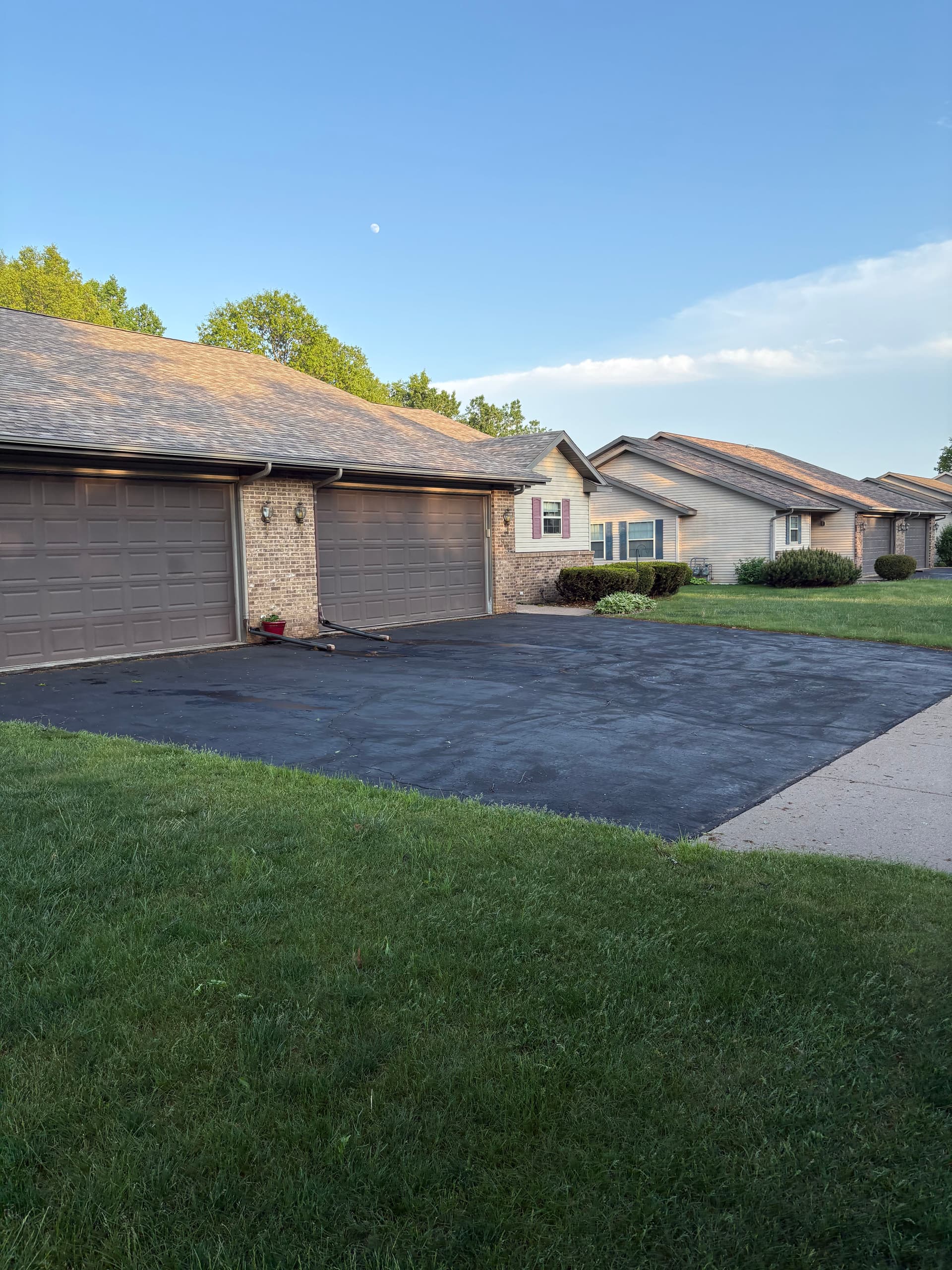 Gallery photos for Full Driveway Replacement - Blacktop Out, Concrete In: Image #6