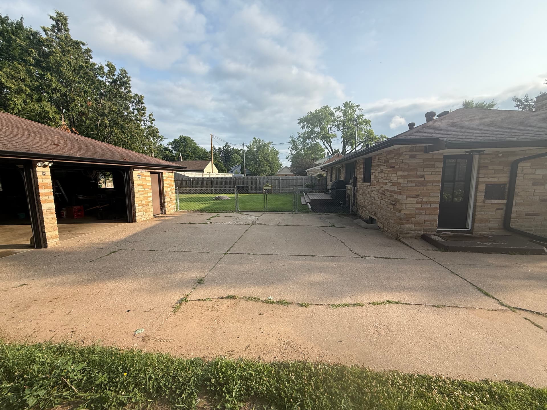 Gallery photos for Full Concrete Driveway Tear-Out and Replacement Done Right: Image #6