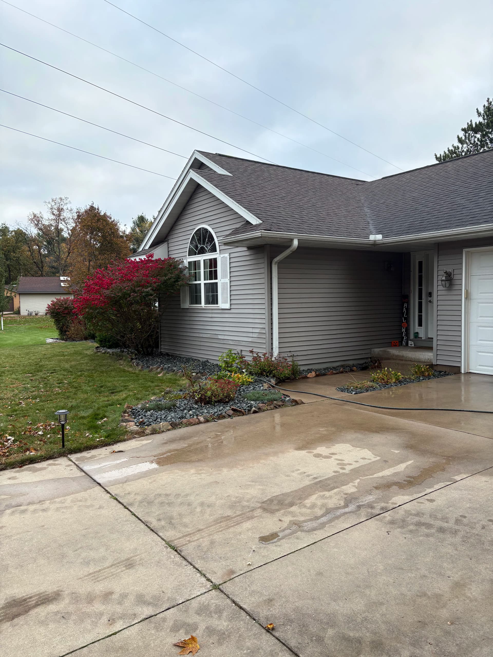Old Mulch Out, Basin Blue Rock In - Bed Cleanup Done Right image