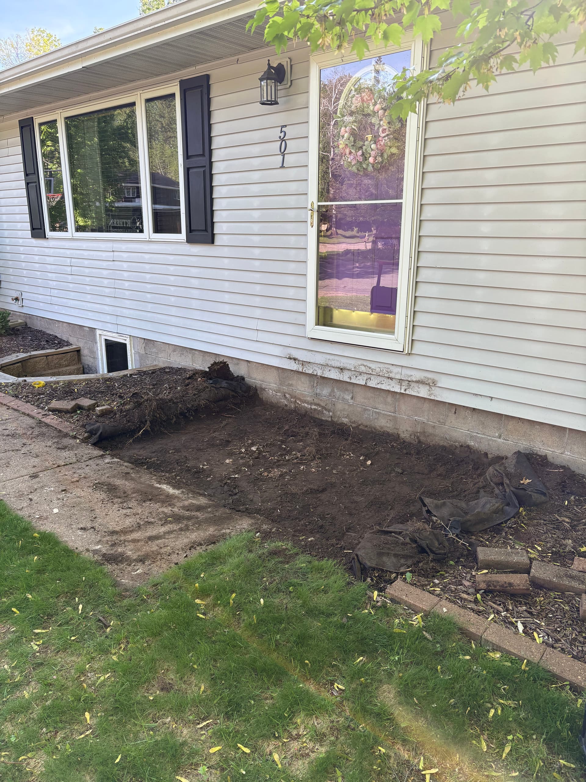 Gallery photos for Old Precast Steps Out, Fresh Poured Concrete Entry In: Image #5