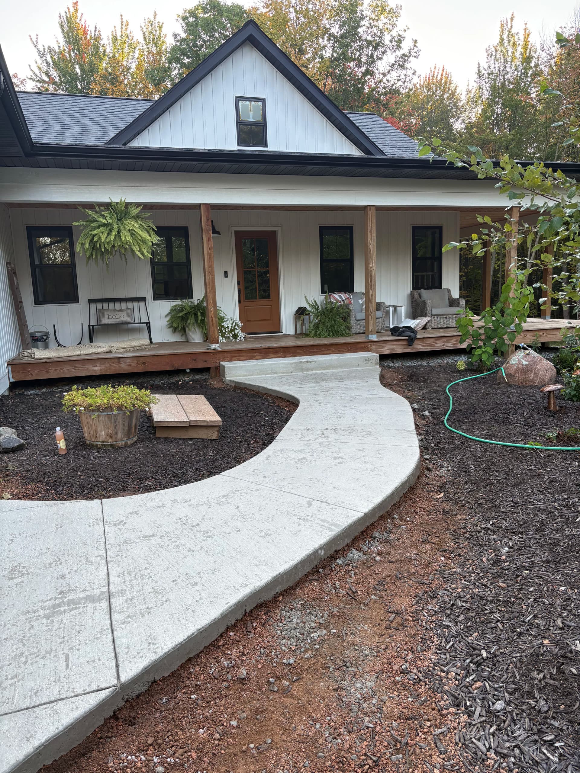 Gallery photos for New Front Step, Sidewalk, and Garage Approach Poured Clean: Image #6